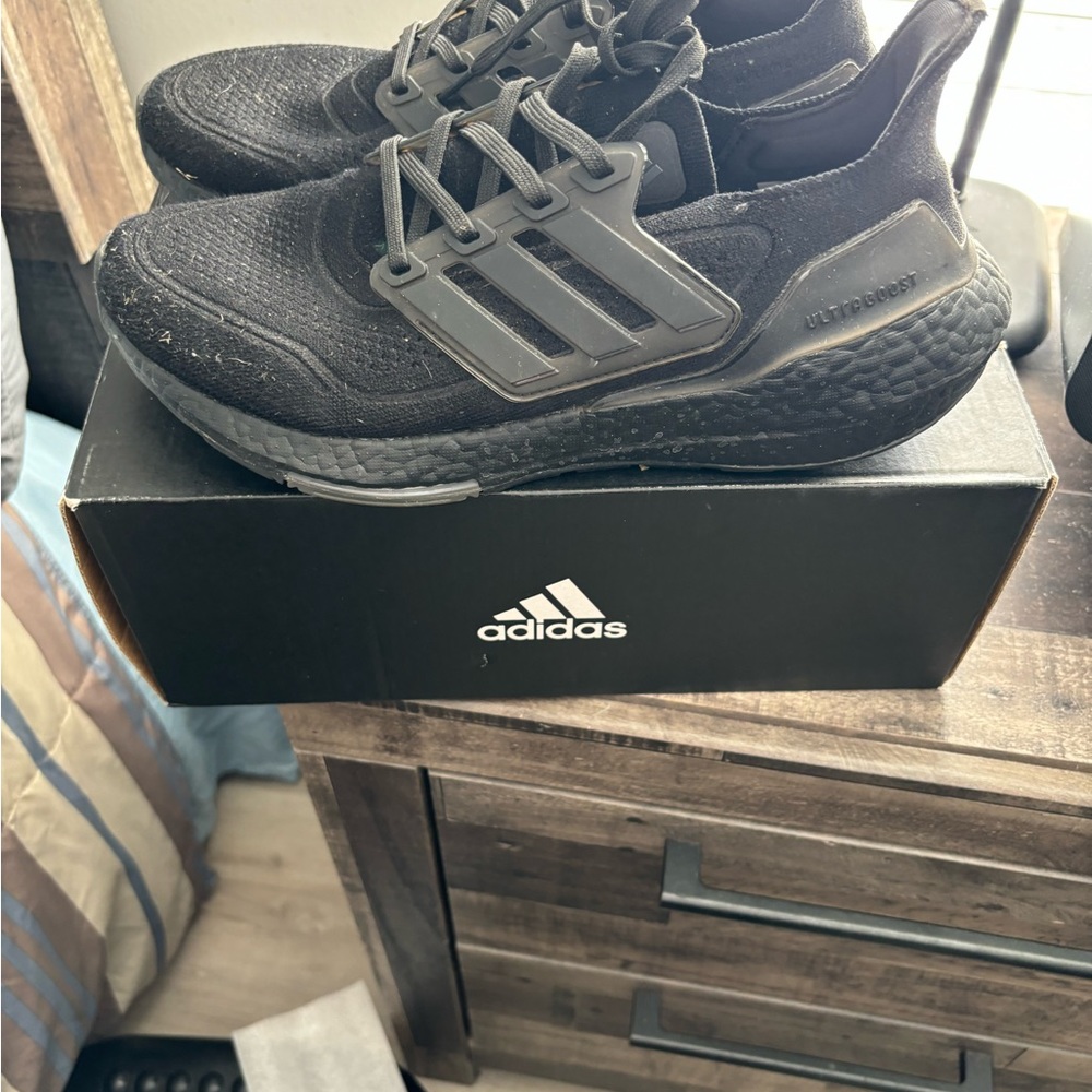 Adidas Boost - image 1